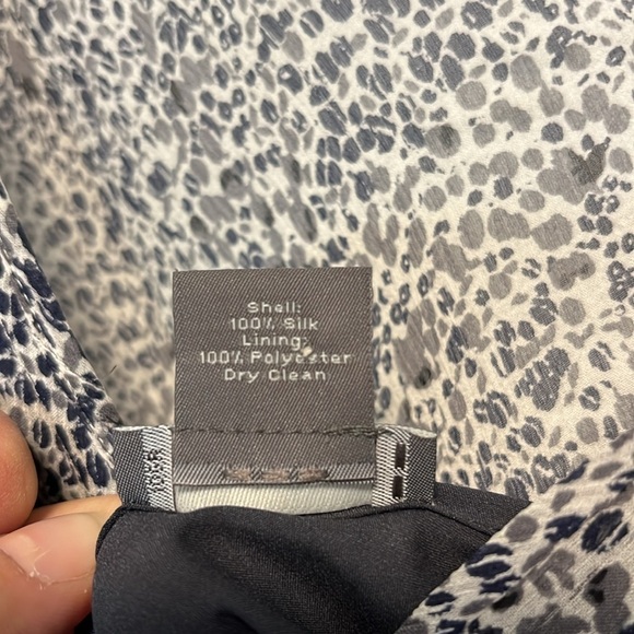 Ann Taylor Blouse - Picture 5 of 5